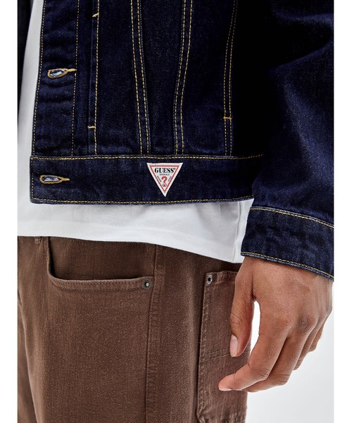 Guess（ゲス）の「GUESS Originals Deer Denim Jacket（デニムジャケット・メンズ・ダークインディゴブルー・MEDIUM/LARGE/X-LARGE/SMALL）」の4枚目の写真