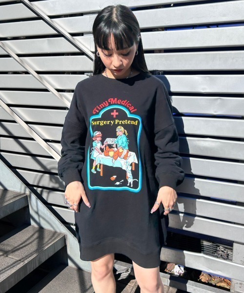 Candy Stripper（キャンディストリッパー）の「TINY MEDICAL SWEAT ワンピース（スウェット・レディース・ブルー/ブラック/ホワイト・2）」の16枚目の写真