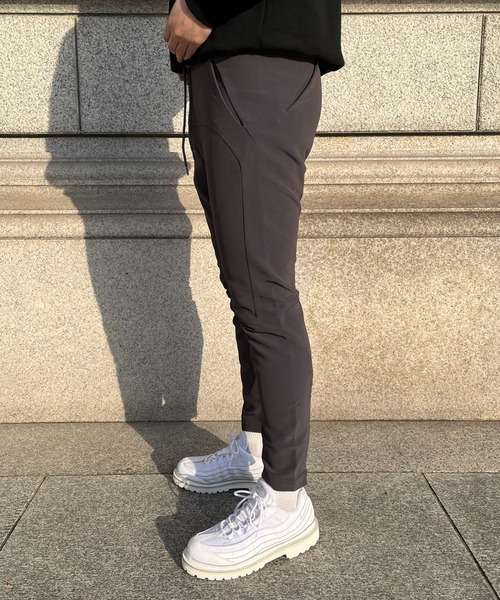 ATTACHMENT(アタッチメント)の「【ATTACHMENT / アタッチメント】DOUBLE FACE BIKERS PANTS / ダブルフェイスバイカーパンツ(その他パンツ・メンズ・ブラック/グレー・2/1/3)」の16枚目の写真
