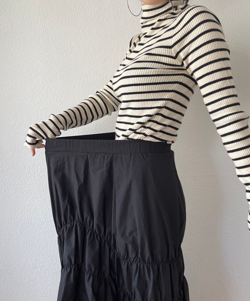 wee9s(ウィークス)の「many many gather skirt / ウエストゴムメニーメニーギャザーシャーリングースカート(スカート・レディース・ブラック/ホワイト/ネイビー/ブラウン・FREE)」の10枚目の写真