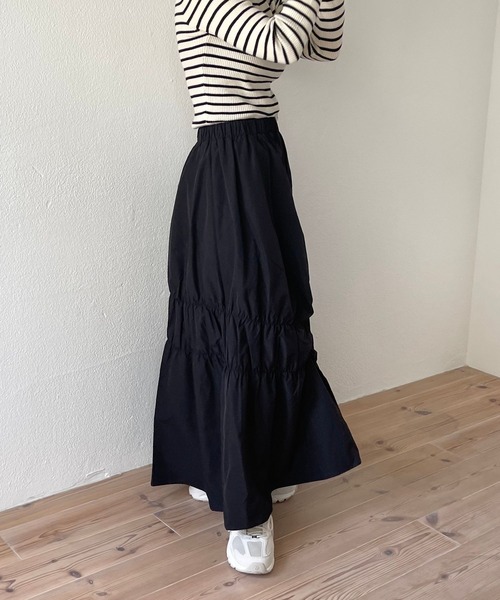 wee9s(ウィークス)の「many many gather skirt / ウエストゴムメニーメニーギャザーシャーリングースカート(スカート・レディース・ブラック/ホワイト/ネイビー/ブラウン・FREE)」の16枚目の写真