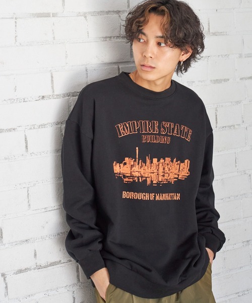 PBLIM(ページボーイリム)の「PAGEBOYLIM/マンハッタングラフィックスウェット(スウェット・レディース・オフホワイト/ブラック・FREE)」の2枚目の写真