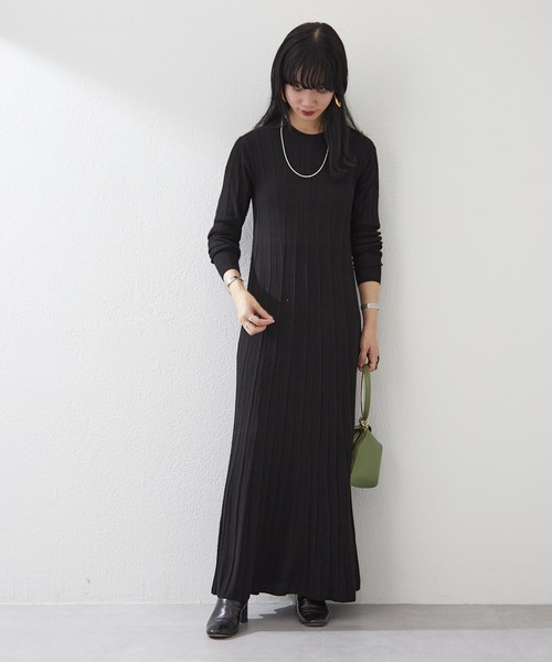 SHENERY（シーナリー）の「リブフレアニットワンピース（ワンピース・レディース・ブラック/グレー・38/36）」の4枚目の写真