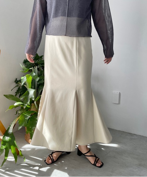 LOWRYS FARM（ローリーズファーム）の「スタイルＵＰ／マーメイドスカート　177929（スカート・レディース・ベージュ/ブラック/アイボリー・SMALL/MEDIUM/LARGE）」の2枚目の写真