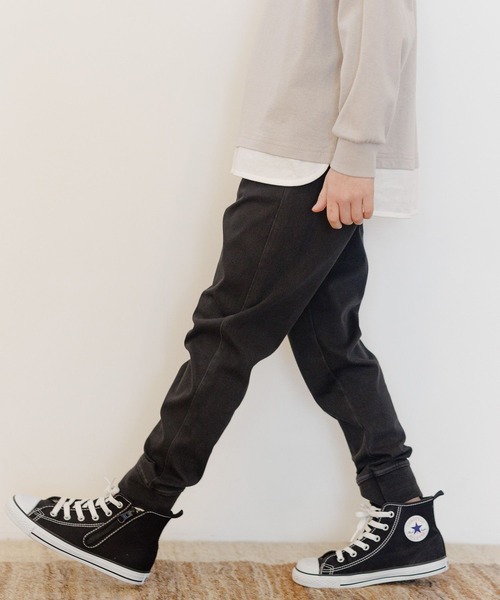 GLOBAL WORK（グローバルワーク）の「スゴラクカットデニムリブパンツ/162580（デニムパンツ・キッズ・ブラック/ネイビー/ブルー・110cm/100cm/120cm/130cm/140cm/150cm/160cm）」の2枚目の写真