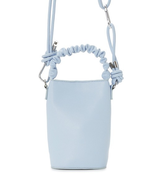 ✨emmi✨メタリックシルバー ハンドバッグ emmi×PUMA】WIDE BOSTON METALLIC BAG（ショルダーバッグ