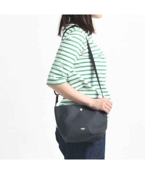 ORCIVAL（オーシバル）の「ORCIVAL (オーシバル）LCV SHOULDER POUCH MEDIUM/OR-H0074 LCV（ショルダーバッグ・レディース・チャコールグレー/ベージュ/グリーン・F）」の8枚目の写真