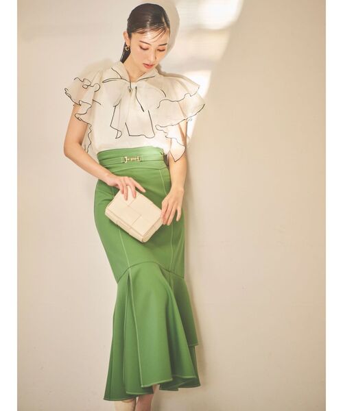 dazzlin（ダズリン）の「ダブルスリットビットスカート（スカート・レディース・アイボリー/グリーン/インディゴブルー・SMALL/MEDIUM）」の4枚目の写真