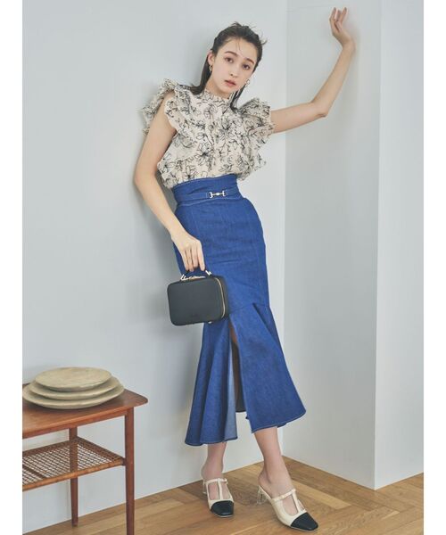 dazzlin（ダズリン）の「ダブルスリットビットスカート（スカート・レディース・アイボリー/グリーン/インディゴブルー・SMALL/MEDIUM）」の9枚目の写真