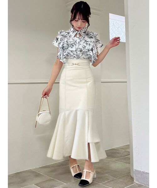 dazzlin（ダズリン）の「ダブルスリットビットスカート（スカート・レディース・アイボリー/グリーン/インディゴブルー・SMALL/MEDIUM）」の17枚目の写真