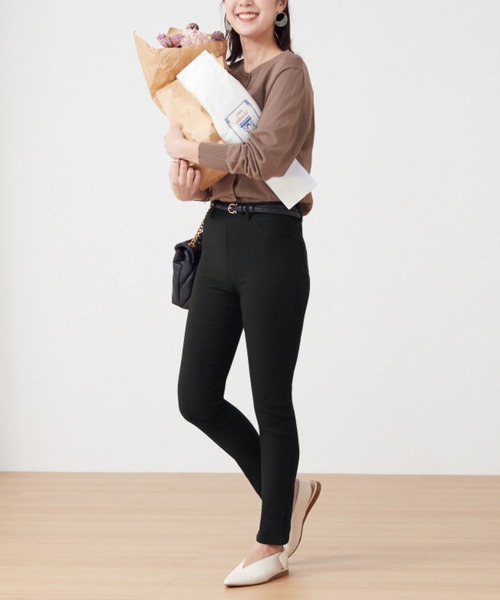 Tuche(トゥシェ)の「Tuche/トゥシェ ストレッチパンツ スキニースタイル レーヨン混 フルレングス丈(その他パンツ・レディース・ブラック/ネイビー/サンドベージュ/グレー系その他・MEDIUM/LARGE/X-LARGE)」の2枚目の写真