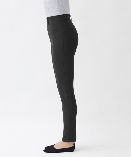 Tuche(トゥシェ)の「Tuche/トゥシェ ストレッチパンツ スキニースタイル レーヨン混 フルレングス丈(その他パンツ・レディース・ブラック/ネイビー/サンドベージュ/グレー系その他・MEDIUM/LARGE/X-LARGE)」の7枚目の写真