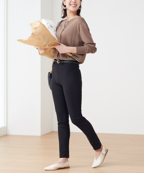 Tuche(トゥシェ)の「Tuche/トゥシェ ストレッチパンツ スキニースタイル レーヨン混 フルレングス丈(その他パンツ・レディース・ブラック/ネイビー/サンドベージュ/グレー系その他・MEDIUM/LARGE/X-LARGE)」の15枚目の写真
