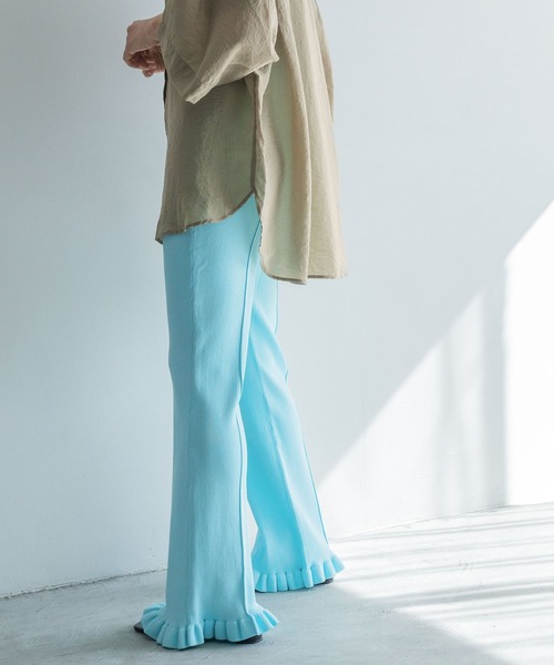 yuw（ユウ）の「フリルリブニットパンツ　193507（その他パンツ・レディース・ブラック/ブルー・FREE）」の15枚目の写真