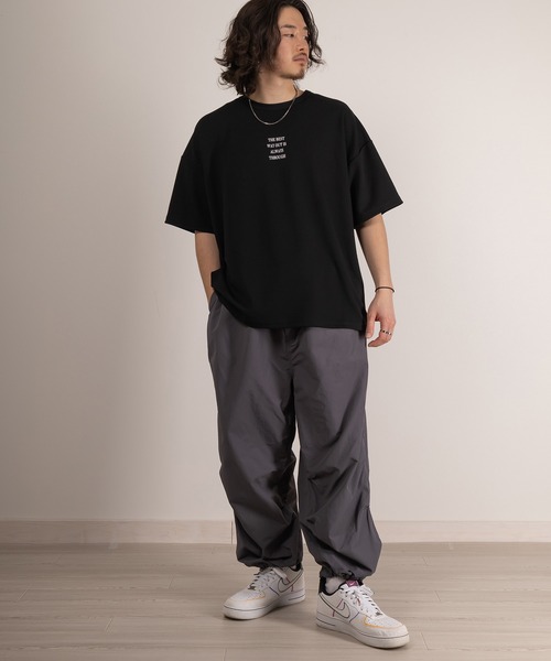 SlashDate(スラッシュデイト)の「梨地プリントTシャツ/バックプリント/ネックレス付き(Tシャツ/カットソー・メンズ・ホワイト系その他/ホワイト/ブラック系その他/ブラック・M/L)」の22枚目の写真