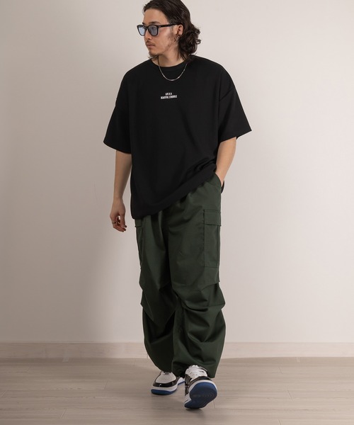SlashDate(スラッシュデイト)の「梨地プリントTシャツ/バックプリント/ネックレス付き(Tシャツ/カットソー・メンズ・ホワイト系その他/ホワイト/ブラック系その他/ブラック・M/L)」の18枚目の写真