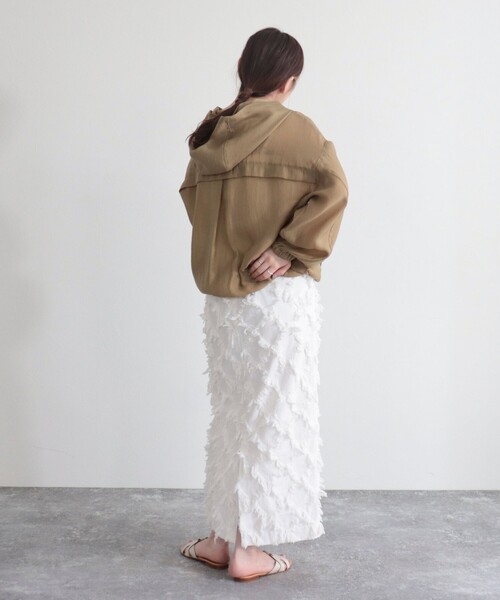 fredy emue(フレディエミュ)の「フリンジタイトスカート(スカート・レディース・オフホワイト/チャコールグレー・38/36)」の18枚目の写真