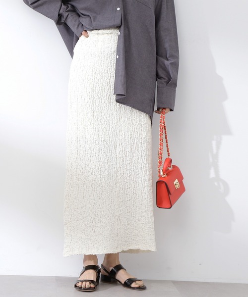 N.（N. Natural Beauty Basic）（エヌエヌナチュラルビューティーベーシック）の「◆フクレジャガードスリットロングスカート（スカート・レディース・ブラック/オフホワイト・MEDIUM）」の2枚目の写真