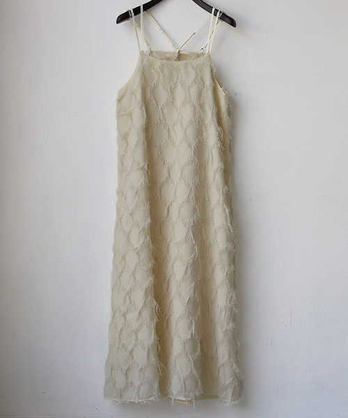 REAL CUBE（リアルキューブ）の「フェザージャガードマキシキャミワンピース（ワンピース・レディース・アイボリー/ライム/ブラック・M）」の2枚目の写真