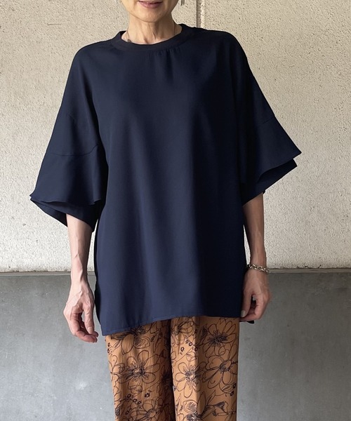 OWLSPALE(オールズペール)の「ジョーゼットバックフリルTブラウス(シャツ/ブラウス・レディース・ブラック/ネイビー/ホワイト・FREE)」の3枚目の写真