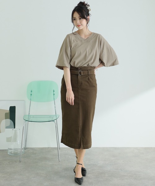 ElegChic(エレグシック)の「前後2WAYビッグTシャツ(Tシャツ/カットソー・レディース・ブラック/オフホワイト/グレイッシュベージュ/杢グレー・M/4L/XL)」の14枚目の写真