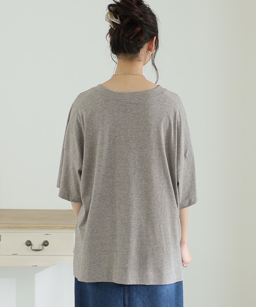 ElegChic(エレグシック)の「前後2WAYビッグTシャツ(Tシャツ/カットソー・レディース・ブラック/オフホワイト/グレイッシュベージュ/杢グレー・M/4L/XL)」の9枚目の写真