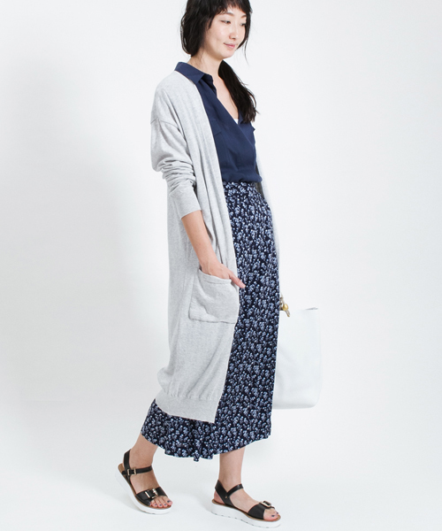 AMERICAN RAG CIE（アメリカンラグシー）の「AMERICAN RAG CIEハイゲージコットンロングカーディガン/209-MNI-MNHG244　コーディガン（カーディガン/ボレロ・レディース・ブラック/ライトグレー/ネイビー・FREE）」の19枚目の写真