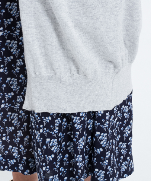 AMERICAN RAG CIE（アメリカンラグシー）の「AMERICAN RAG CIEハイゲージコットンロングカーディガン/209-MNI-MNHG244　コーディガン（カーディガン/ボレロ・レディース・ブラック/ライトグレー/ネイビー・FREE）」の6枚目の写真