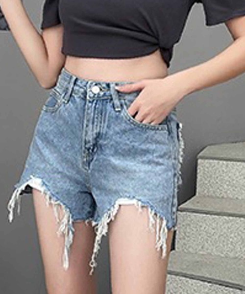 NANEA(ナネア)の「カットオフ デニムショートパンツ(デニムパンツ・レディース・インディゴブルー・SMALL/MEDIUM/LARGE)」の10枚目の写真