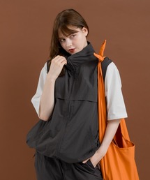 MUHET | ロゴ刺繍ナイロンベスト(ベスト)