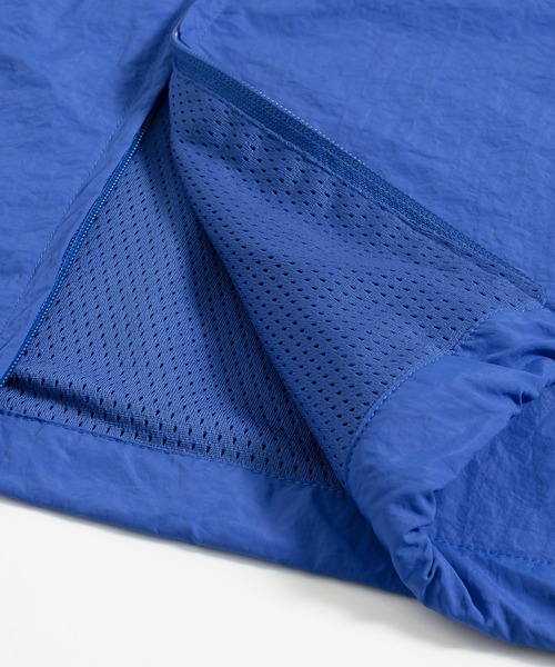 MUHET（ミュエータ）の「ロゴ刺繍ナイロンベスト（ベスト・レディース・ブラック/ブルー/チャコールグレー・MEDIUM/X-LARGE）」の15枚目の写真