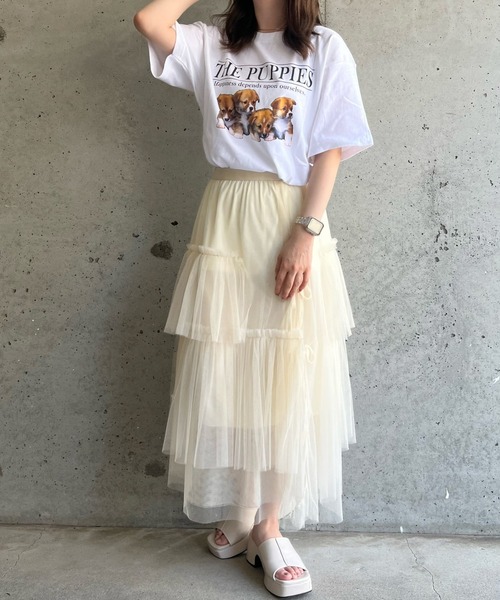 cuorequal(クオレコール)の「子犬半袖Tシャツ(Tシャツ/カットソー・レディース・ホワイト・MEDIUM/LARGE/X-LARGE)」の1枚目の写真