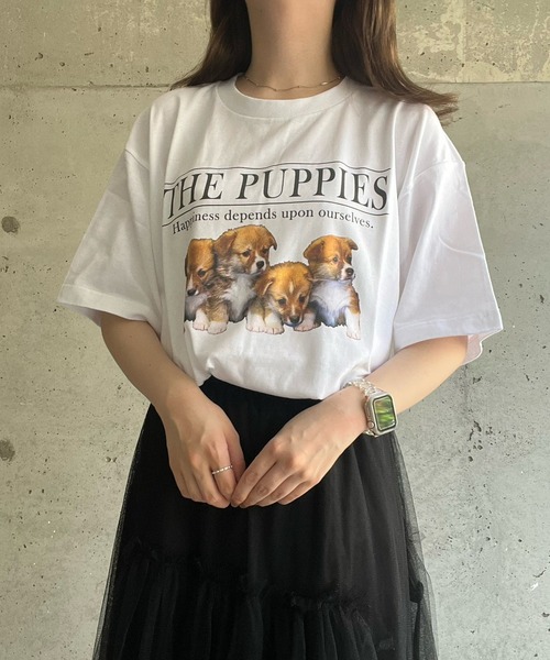 cuorequal(クオレコール)の「子犬半袖Tシャツ(Tシャツ/カットソー・レディース・ホワイト・MEDIUM/LARGE/X-LARGE)」の2枚目の写真