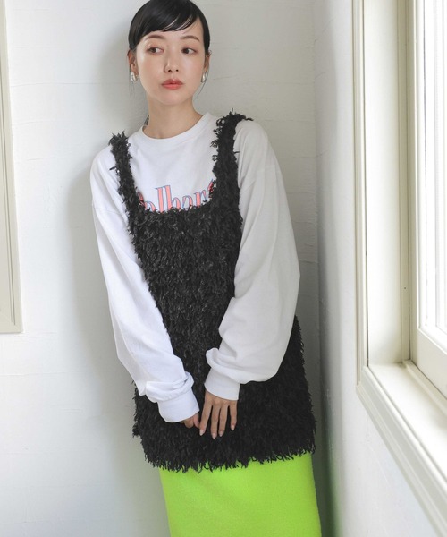 LOWRYS FARM(ローリーズファーム)の「2WAYフリンジフェザーノースリーブ 976819(ベスト・レディース・アイボリー/ブラック/グレー・FREE)」の17枚目の写真