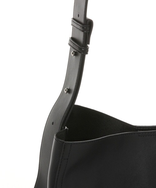 BAYFLOW（ベイフロー）の「5ポケットビッグショルダー（ショルダーバッグ・レディース・カーキ/ブラック・FREE）」の6枚目の写真