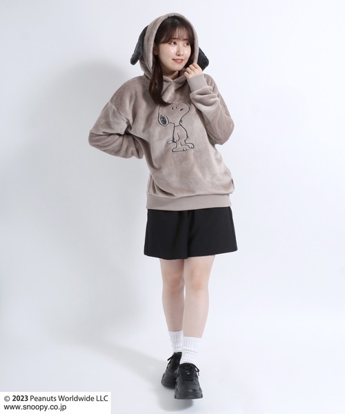 少し美品 THEATER8 SNOOPY シアターエイト スヌーピー パーカー SNOOPY刺繍スウェットパーカー Size. M/L/XL、¥18480(税込