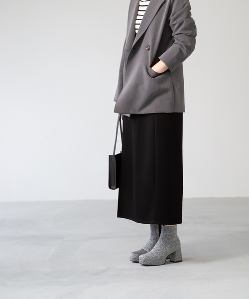 menue(メヌエ)の「プラットフォーム ヒールブーツ(ブーツ・レディース・ブラック/アイボリー/シルバー・L/S/M/LL)」の13枚目の写真