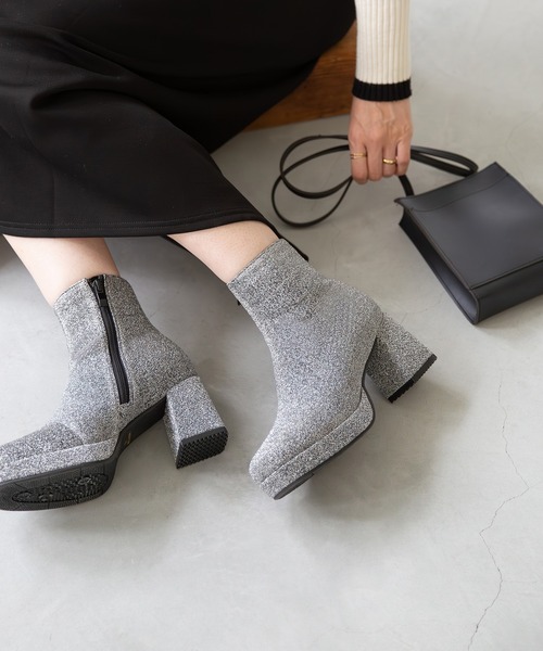 menue(メヌエ)の「プラットフォーム ヒールブーツ(ブーツ・レディース・ブラック/アイボリー/シルバー・L/S/M/LL)」の15枚目の写真