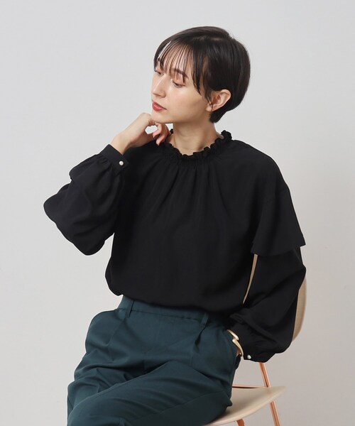 Cutie Blonde(キューティーブロンド)の「◆フェミニンもカジュアルも○ フリル ハイネック ブラウス(シャツ/ブラウス・レディース・ブラック系/ブラック/ホワイト系/ホワイト系その他・04/03/02)」の3枚目の写真