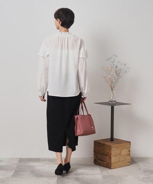 Cutie Blonde(キューティーブロンド)の「◆フェミニンもカジュアルも○ フリル ハイネック ブラウス(シャツ/ブラウス・レディース・ブラック系/ブラック/ホワイト系/ホワイト系その他・04/03/02)」の20枚目の写真