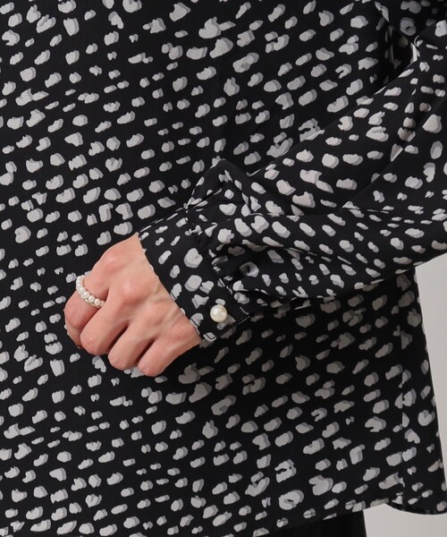 Cutie Blonde(キューティーブロンド)の「◆フェミニンもカジュアルも○ フリル ハイネック ブラウス(シャツ/ブラウス・レディース・ブラック系/ブラック/ホワイト系/ホワイト系その他・04/03/02)」の12枚目の写真