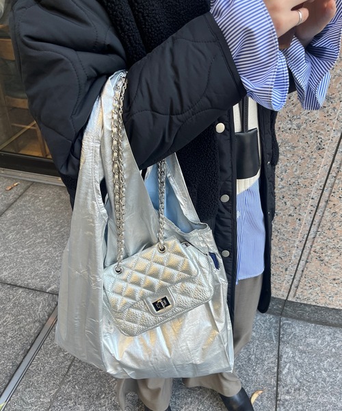 DouDou(ドゥドゥ)の「【BAGGU/バグゥ】23HO STANDARD BAGGU メタリック(エコバッグ/サブバッグ・レディース・ゴールド/シルバー/ライム・FREE)」の13枚目の写真