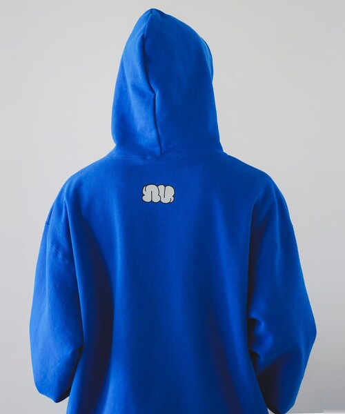 BEAMS T（ビームスティー）の「Noosh × BEAMS T / Hoodie（パーカー・メンズ・ブルー・M/XL/L/S）」の4枚目の写真