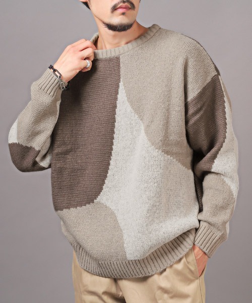LUXSTYLE(ラグスタイル)の「ジャガード変則柄オーバーサイズニット(ニット/セーター・メンズ・ネイビー/ブラウン/ブラック/ブルー・M/L)」の2枚目の写真