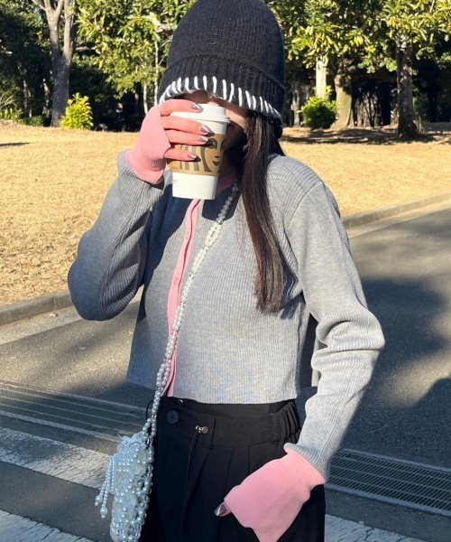 nemne store(ネンネストア)の「配色コンパクトカーディガン(カーディガン/ボレロ・レディース・グレー/ブラック・フリー)」の14枚目の写真