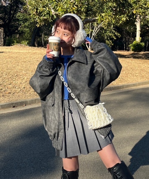 nemne store(ネンネストア)の「配色コンパクトカーディガン(カーディガン/ボレロ・レディース・グレー/ブラック・フリー)」の4枚目の写真