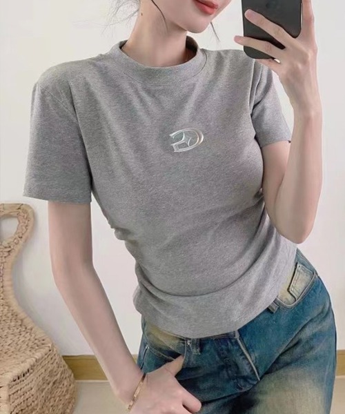 SpRay（スプレイ）の「メタルプリント半袖Tシャツ（Tシャツ/カットソー・レディース・グレー/ブラック/ホワイト/チャコールグレー・FREE）」の4枚目の写真