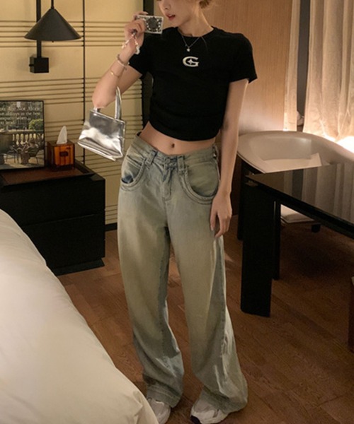 SpRay（スプレイ）の「メタルプリント半袖Tシャツ（Tシャツ/カットソー・レディース・グレー/ブラック/ホワイト/チャコールグレー・FREE）」の5枚目の写真