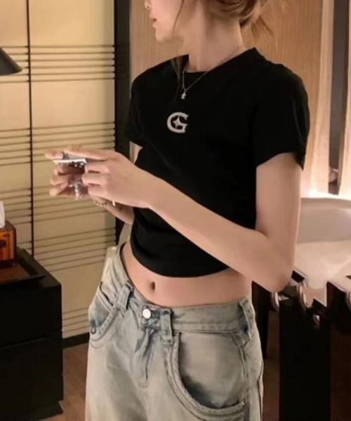 SpRay（スプレイ）の「メタルプリント半袖Tシャツ（Tシャツ/カットソー・レディース・グレー/ブラック/ホワイト/チャコールグレー・FREE）」の12枚目の写真