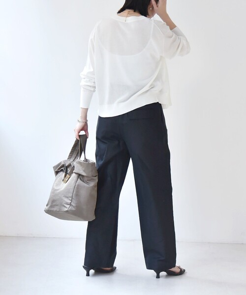 quaranciel(カランシエル)の「quaranciel:〈洗濯機可能〉コットン リネン タック パンツ(スラックス・レディース・ナチュラル/ブラック・36/40/38)」の19枚目の写真